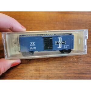 Vintage Kadee Micro Trains 40 Foot Standard Stewl Box Car Boston & Maine 20140